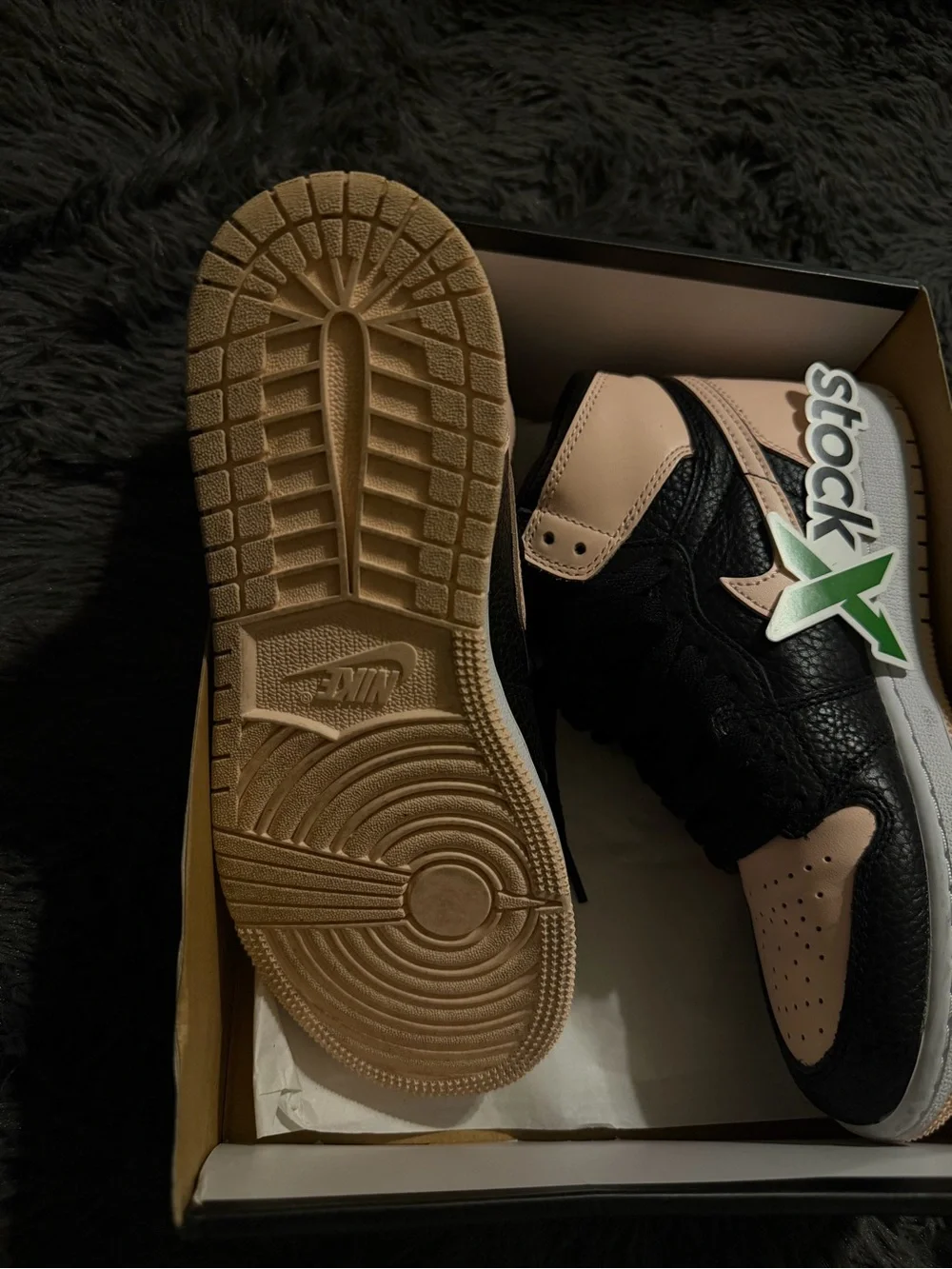 Men’s 4.5 Crimson Tint Jordan 1